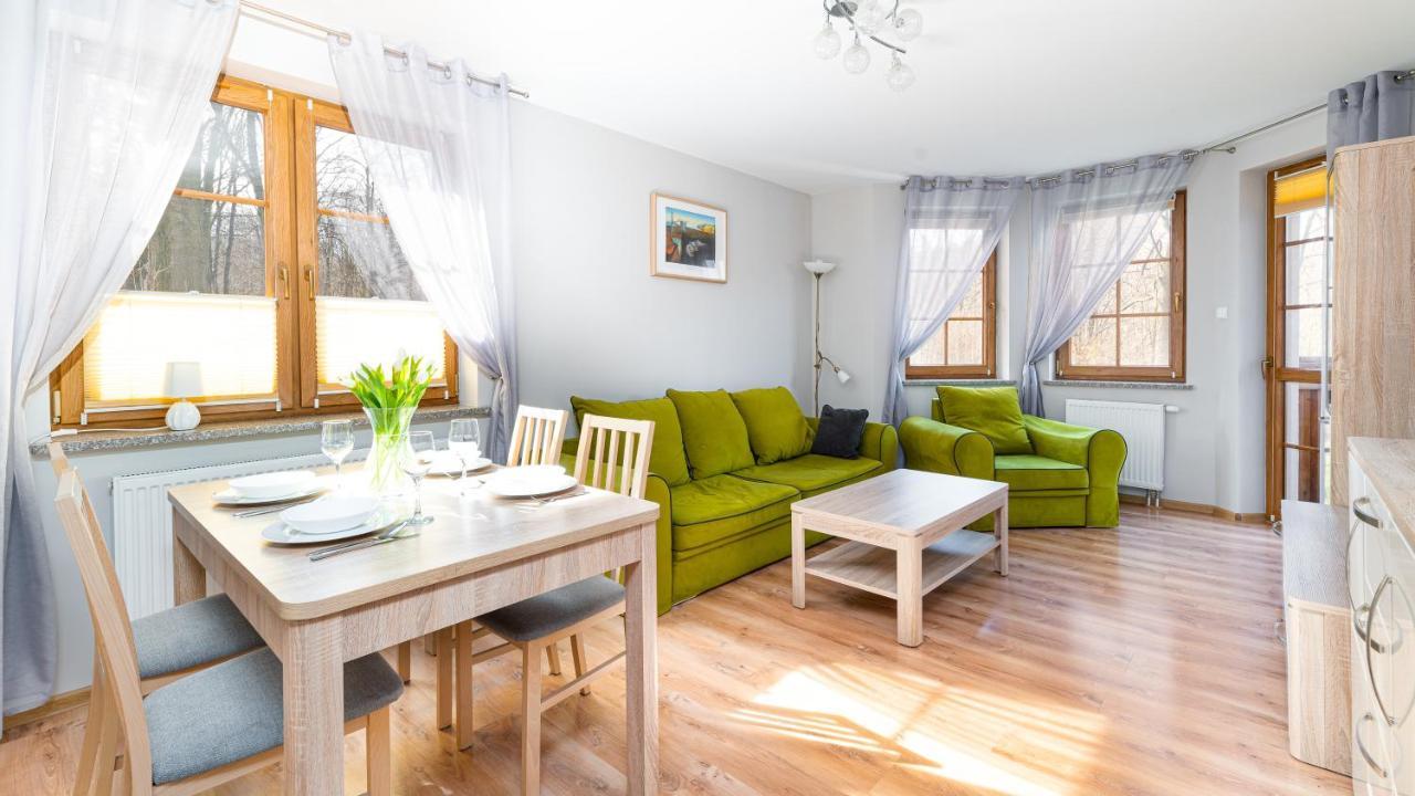 Apartamenty Sun & Snow Lesny Dom 卡尔帕奇 外观 照片