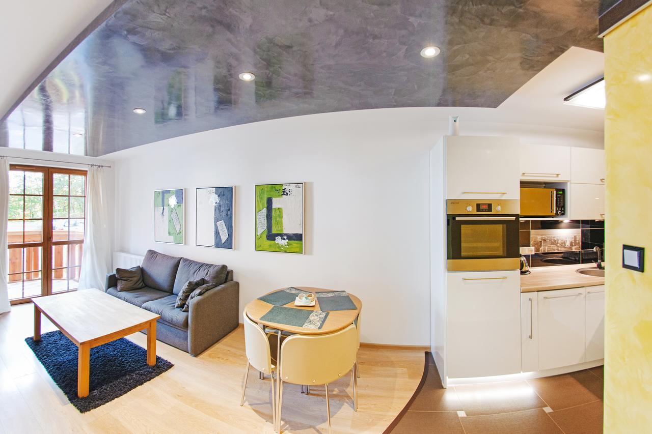 Apartamenty Sun & Snow Lesny Dom 卡尔帕奇 外观 照片