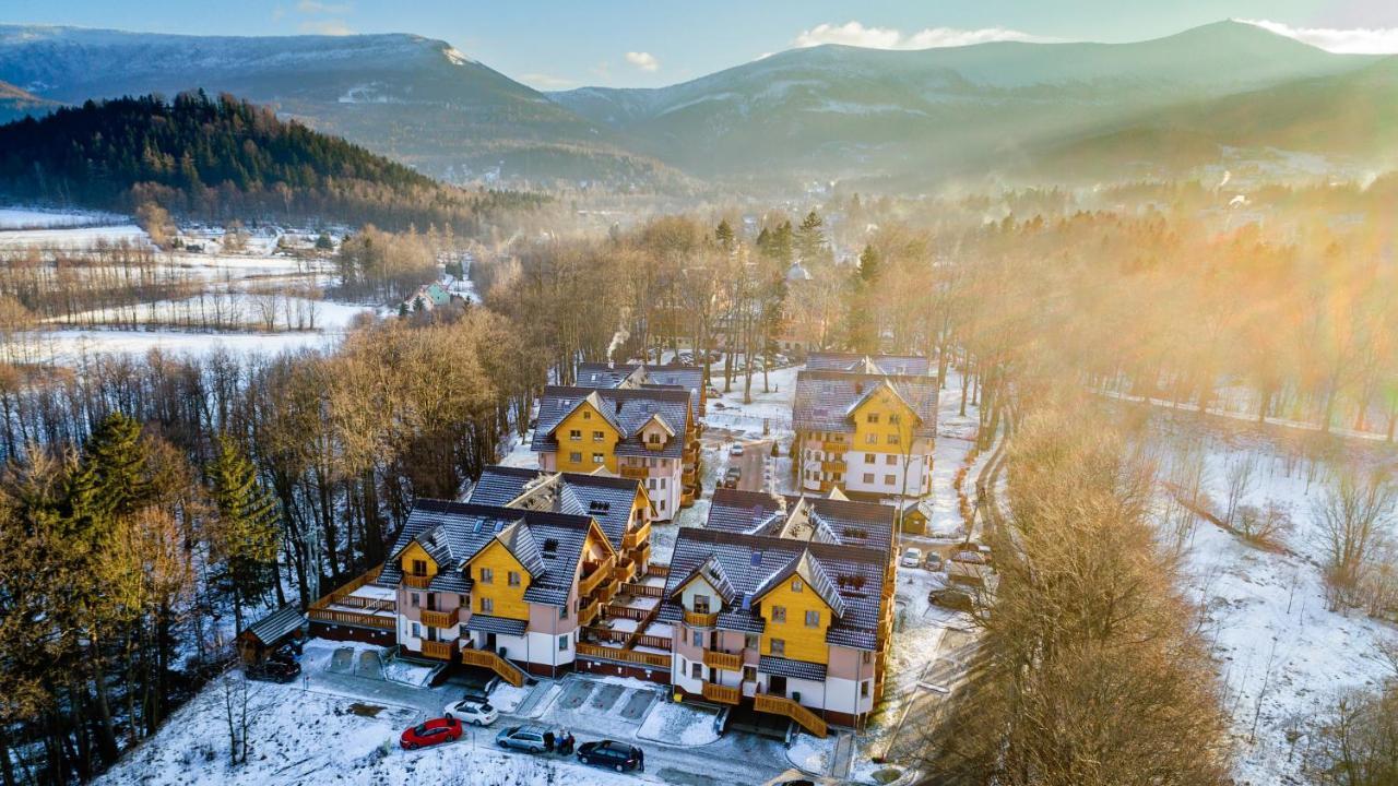 Apartamenty Sun & Snow Lesny Dom 卡尔帕奇 外观 照片